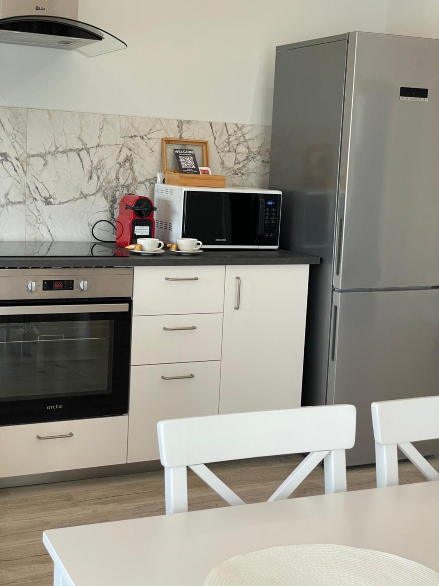 Noah Apartment Self Check-In Otopeni Zewnętrze zdjęcie